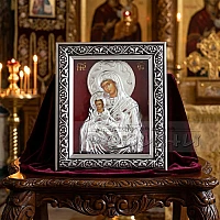 Икона Божия майка с Младенеца сребриста