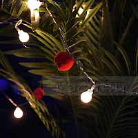 Светеща LED гирлянда 2м 10 лампи и пухени топчета топла бяла светлина