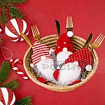 Коледно калъфче  за прибори Трол2